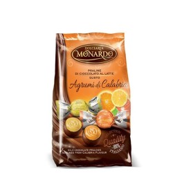 Chocolate pralines with Calabrian citrus fruits