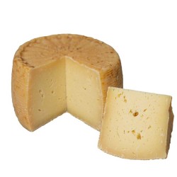 Semi-seasoned Calabrese Pecorino Kg 1