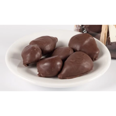 Dried Dottato figs covered in dark chocolate