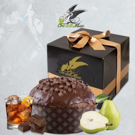 Artisan panettone with pears, chocolate and rum