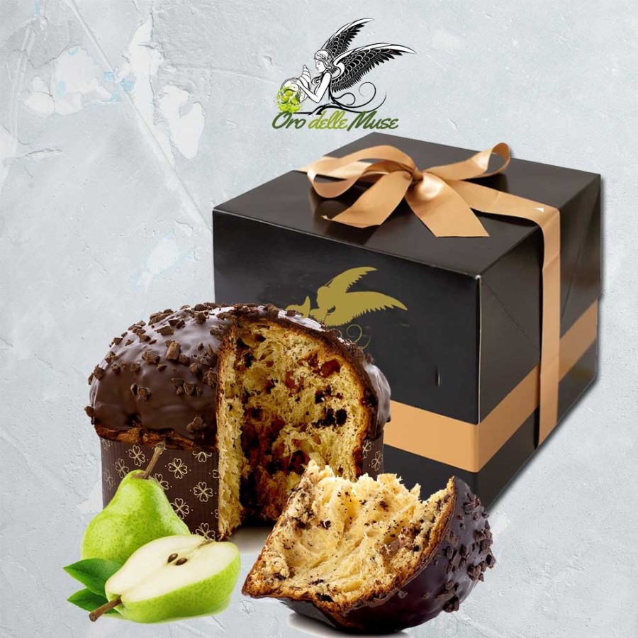 Artisan panettone with pears, chocolate and rum