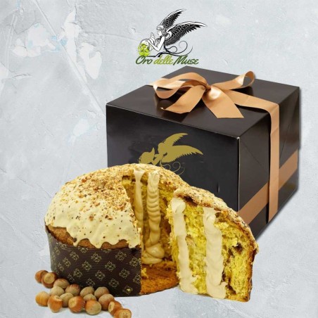 Handwerklicher Panettone mit Haselnuss